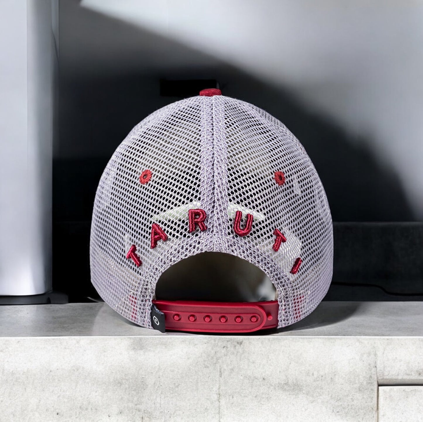 Qatar 18/12 - Grey