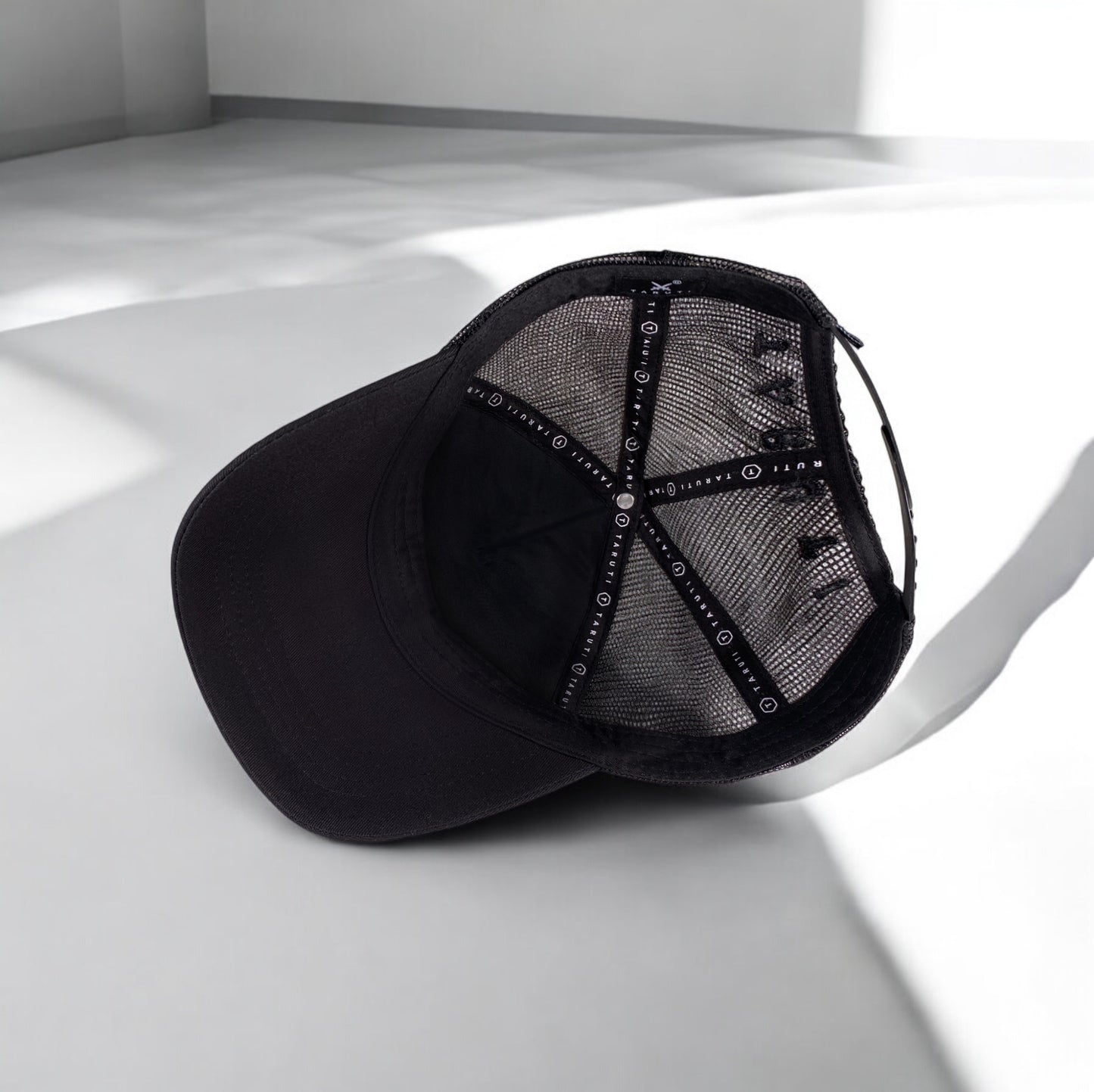 Stellar Noir Cap